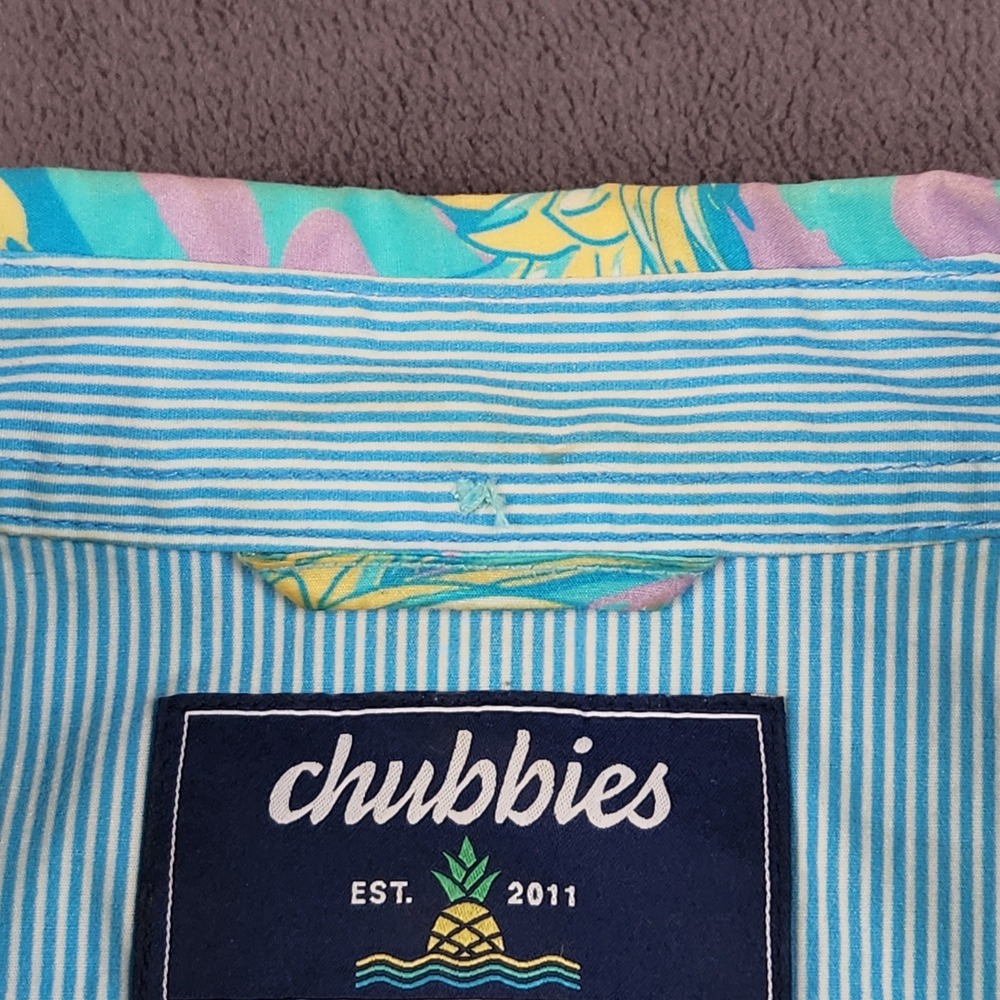 Chubbies Shirt Mens Small Blue Pineapple‎ All Over Print Short Sleeve Button Up - Picture 3 of 8